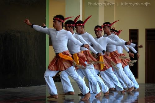 Detail Gambar Tari Tradisional Di Indonesia Nomer 40