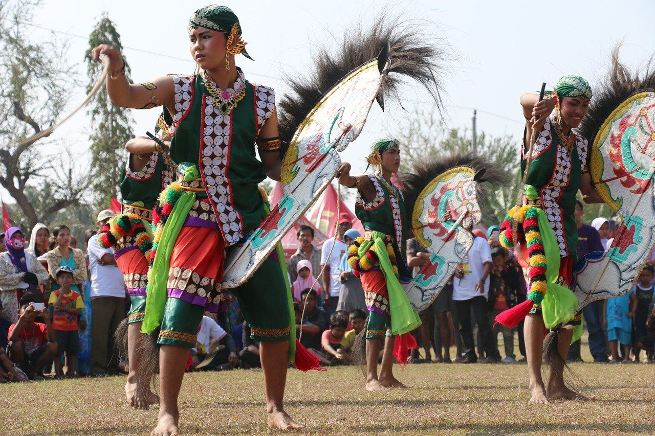 Detail Gambar Tari Tradisional Di Indonesia Nomer 53