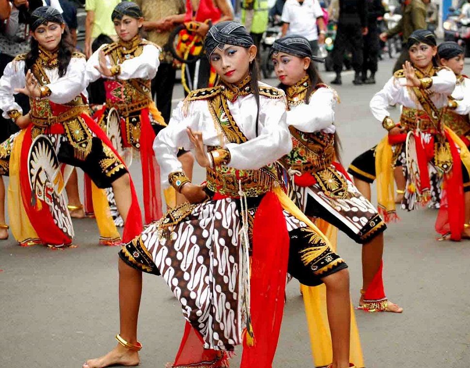 Detail Gambar Tari Tradisional Di Indonesia Nomer 54