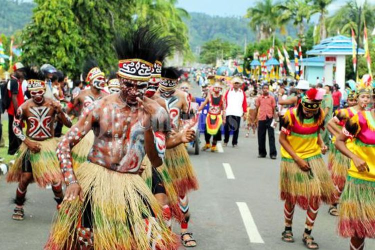 Gambar Tari Yospan Dari Papua - KibrisPDR