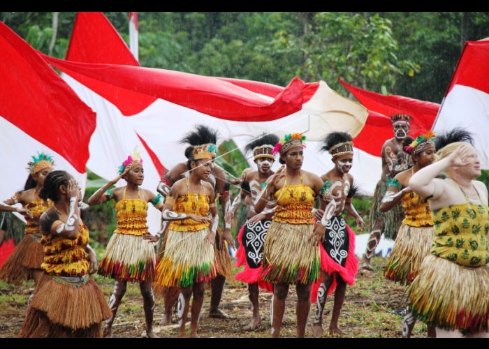 Detail Gambar Tari Yospan Dari Papua Nomer 25