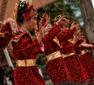 Detail Gambar Tarian Adat Khas Daerah Sumatra Selatan Tari Tanggai Nomer 53