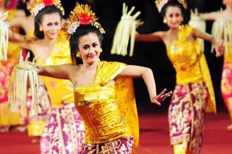 Detail Gambar Tarian Adat Nusantara Nomer 30