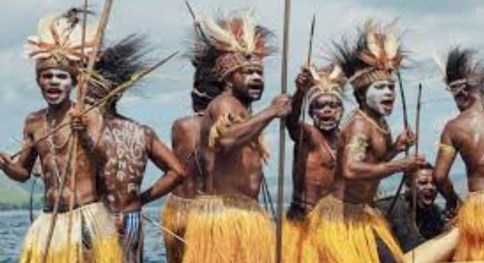 Detail Gambar Tarian Dari Papua Nomer 12