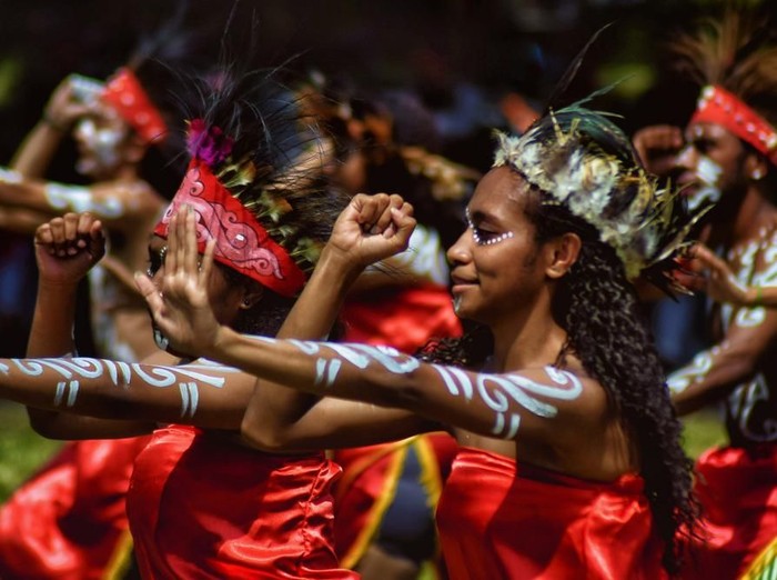 Gambar Tarian Papua - KibrisPDR