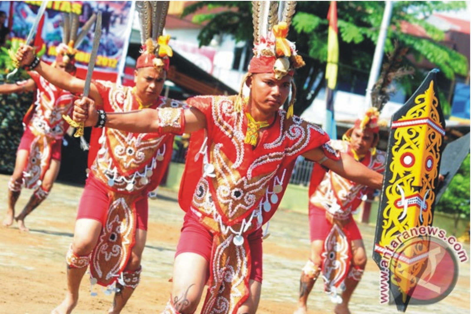 Detail Gambar Tarian Papua Nomer 46