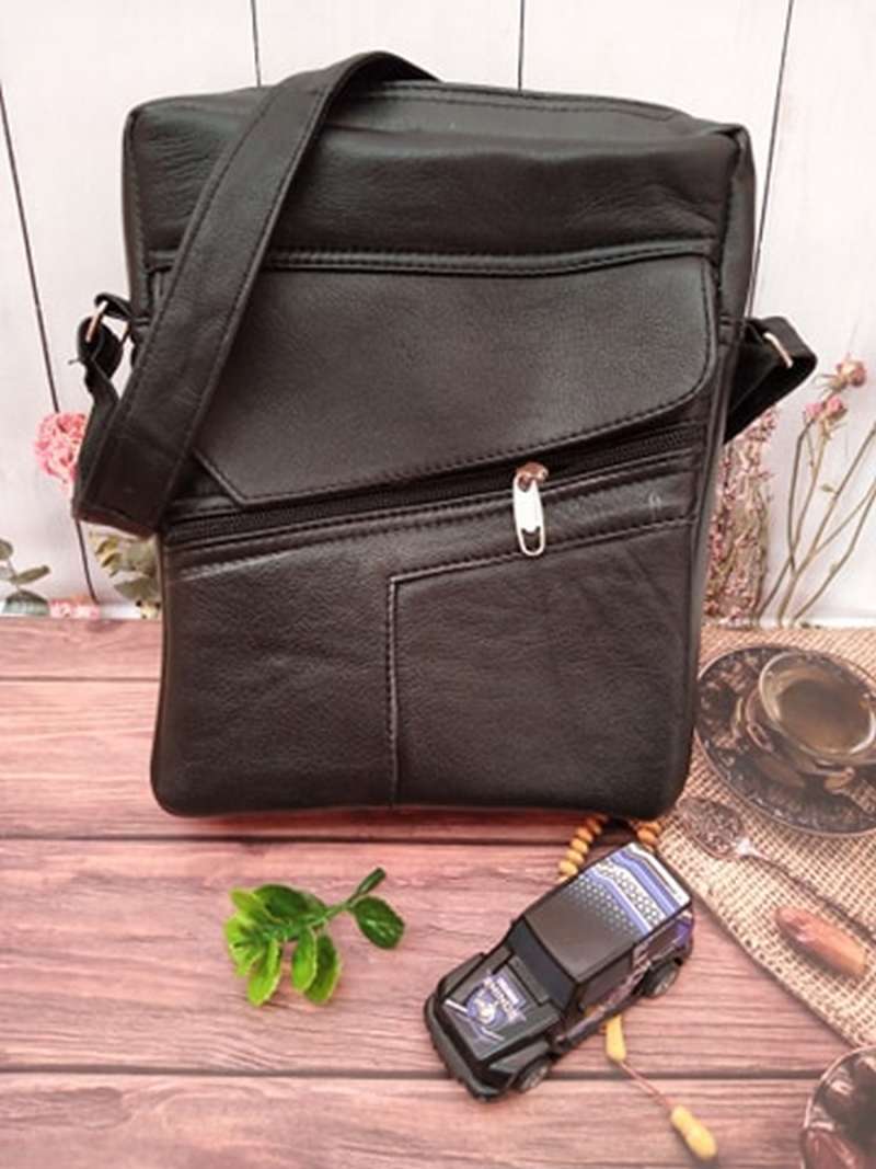 Detail Gambar Tas Kulit Pria Nomer 51