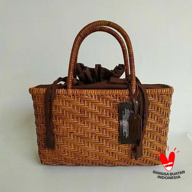 Detail Gambar Tas Rotan Nomer 15