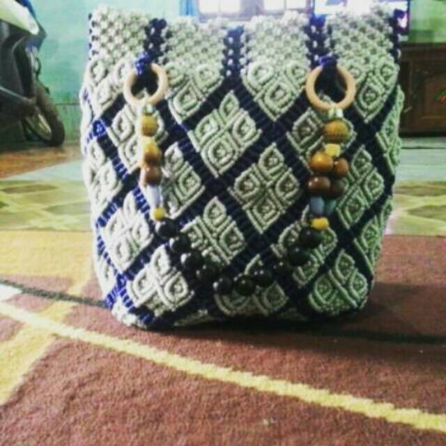 Detail Gambar Tas Tali Kur Motif Dayak Nomer 53