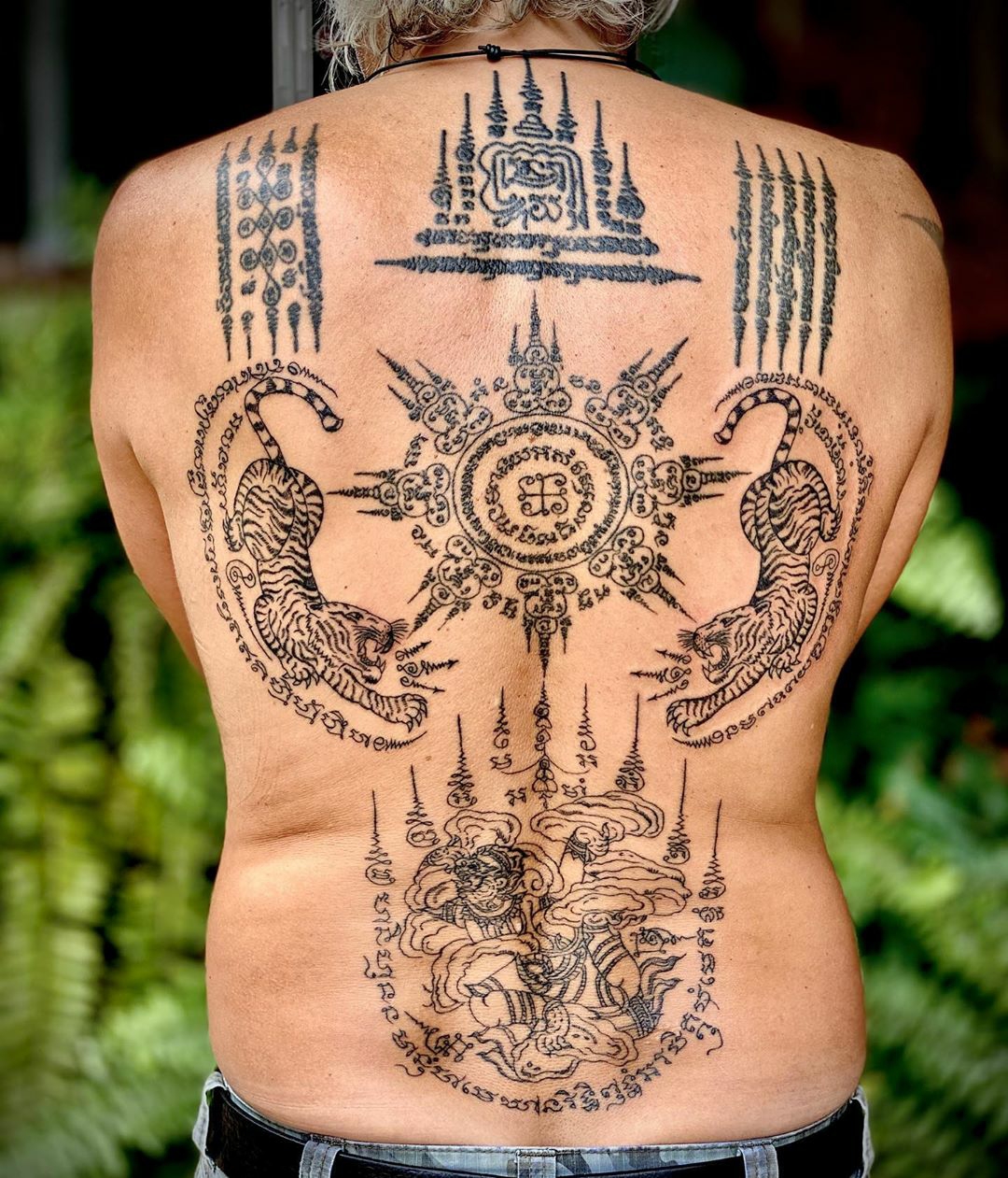 Detail Gambar Tato Di Pundak Belakang Nomer 16