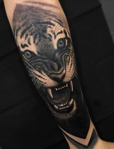 Detail Gambar Tato Harimau Di Lengan Nomer 43