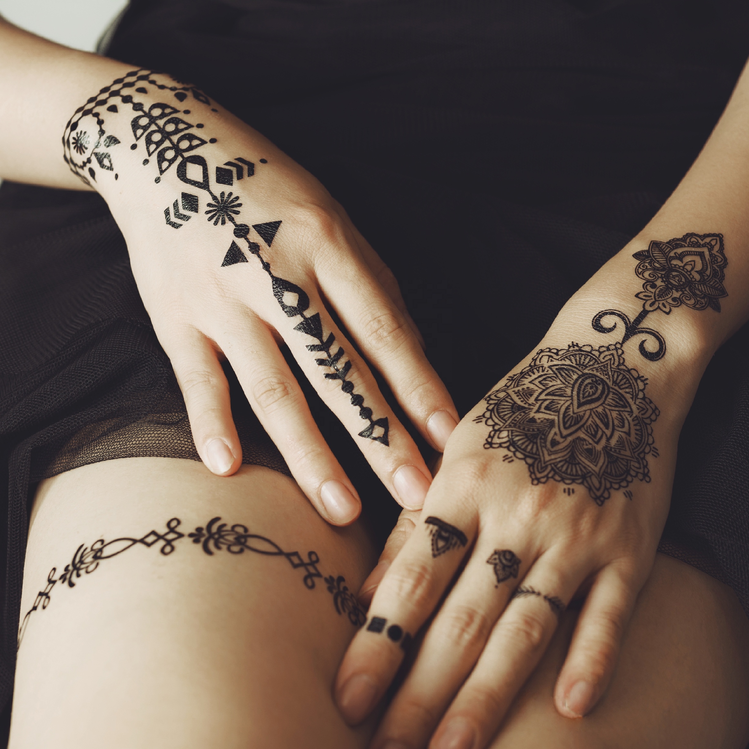 Detail Gambar Tato Henna Nomer 10