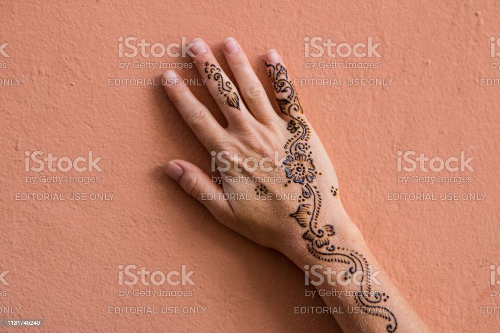 Detail Gambar Tato Henna Terbaik Nomer 25