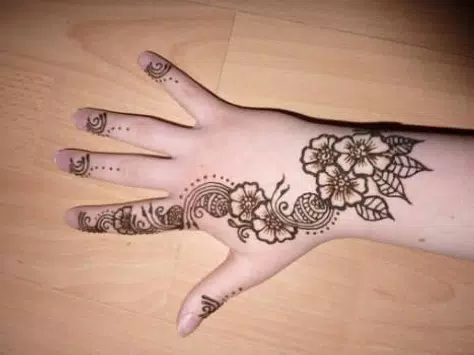 Detail Gambar Tato Henna Terbaik Nomer 37