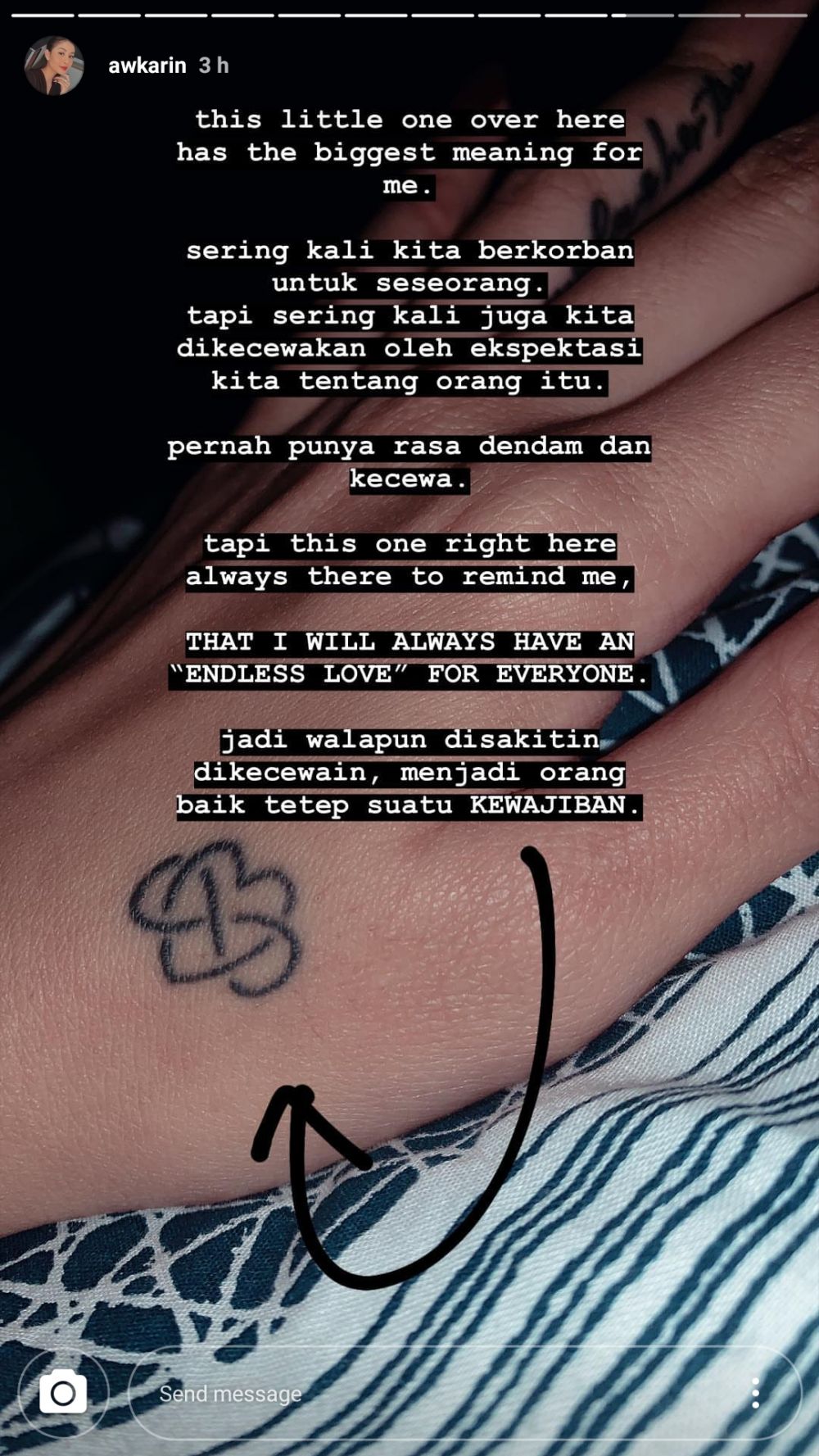 Detail Gambar Tato Love Di Tangan Nomer 43