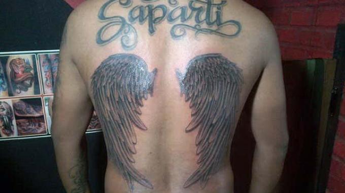 Detail Gambar Tato Sayap Nomer 32