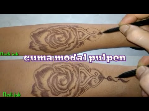 Detail Gambar Tato Tangan Bunga Mawar Nomer 45