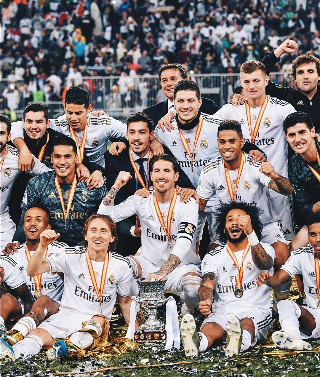 Detail Gambar Team Real Madrid Nomer 44