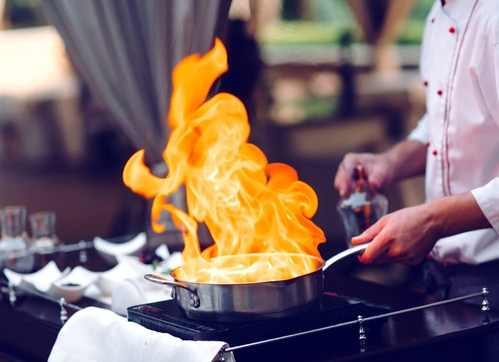 Detail Gambar Teknik Memasak Pakai Api Nomer 9