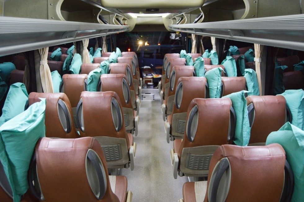 Detail Gambar Tempat Duduk Bus Pariwisata Nomer 12