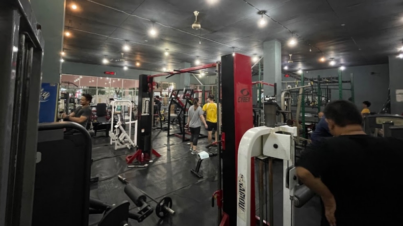 Gambar Tempat Gym - KibrisPDR