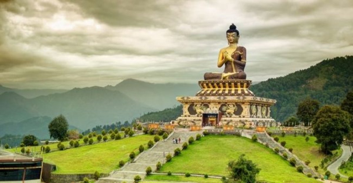 Detail Gambar Tempat Ibadah Agama Budha Nomer 10