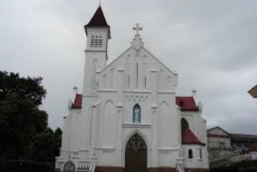 Gambar Tempat Ibadah Gereja - KibrisPDR