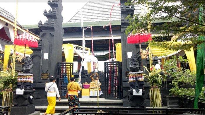 Detail Gambar Tempat Ibadah Hindu Nomer 43