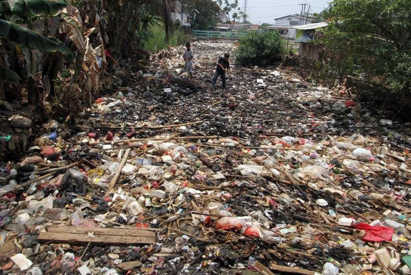 Detail Gambar Tempat Pembuangan Sampah Nomer 3