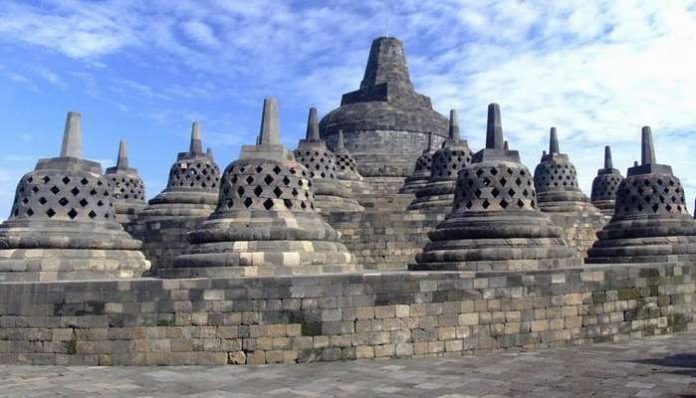 Detail Gambar Tempat Rekreasi Gambar Tempat Rekreasi Borobudur Nomer 22