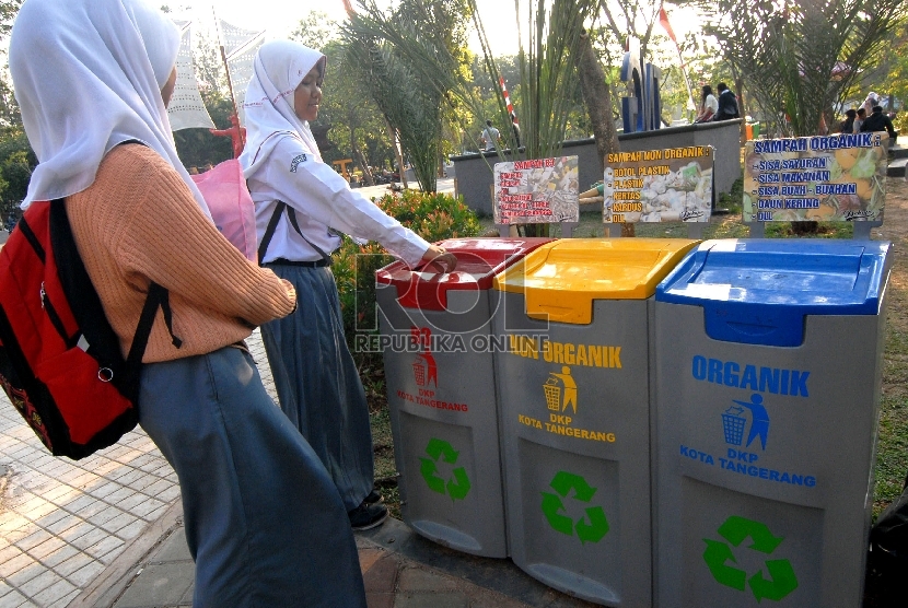 Detail Gambar Tempat Sampah Organis Nomer 34