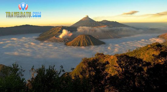 Detail Gambar Tempat Wisata Gunung Bromo Nomer 35