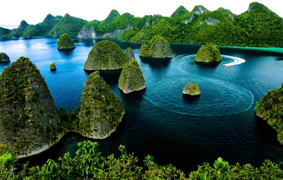 Detail Gambar Tempat Wisata Raja Ampat Nomer 6