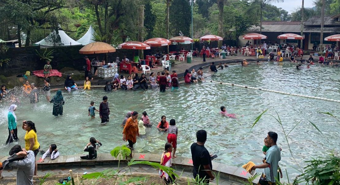 Detail Gambar Tempat Wisata Sari Ater Subang Nomer 2