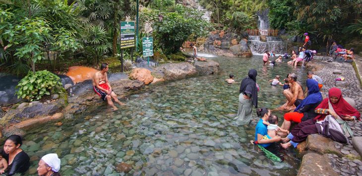 Detail Gambar Tempat Wisata Sari Ater Subang Nomer 26