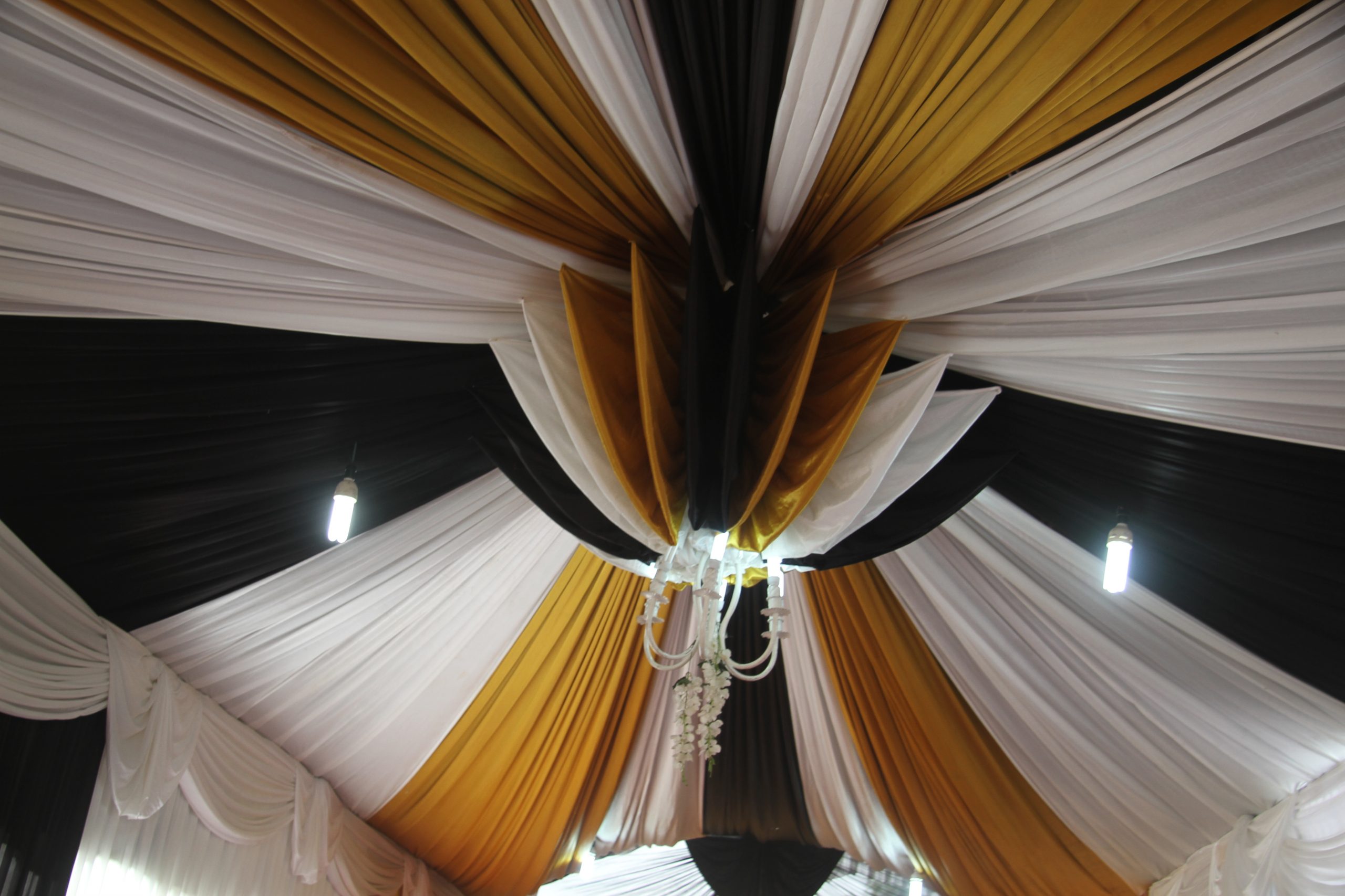 Detail Gambar Tenda Plafon Serur Nomer 35