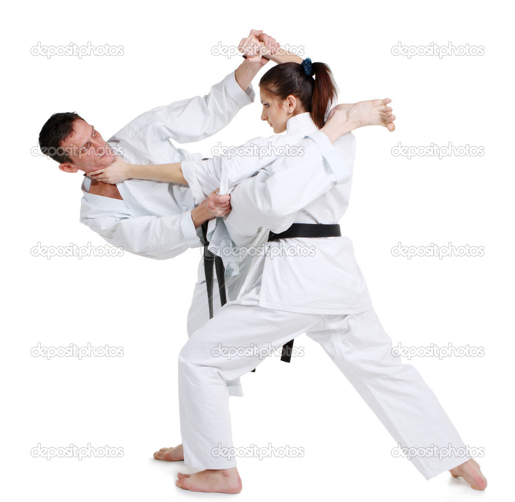 Detail Gambar Tendangan Karate Nomer 32