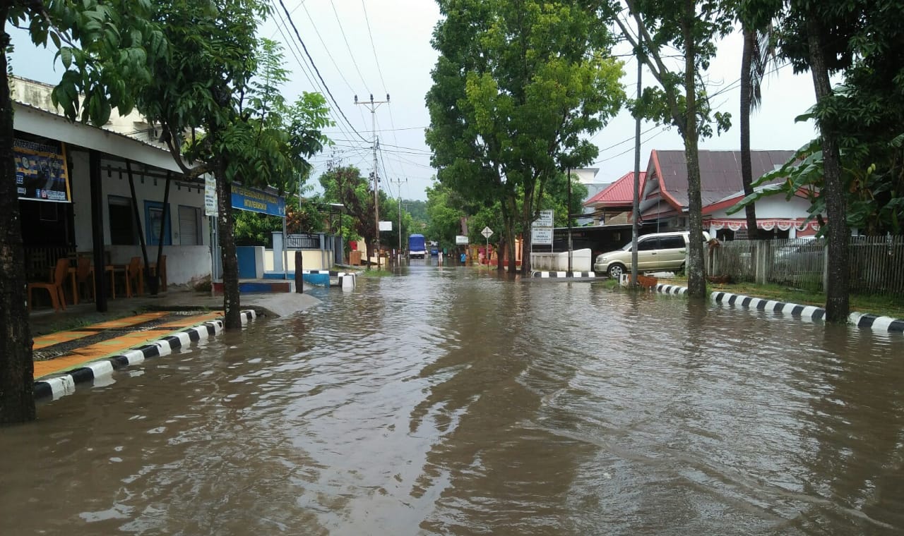 Detail Gambar Tentang Banjir Nomer 46