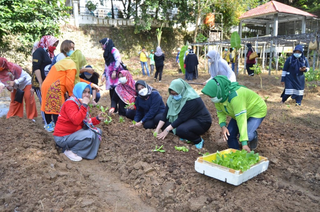 Detail Gambar Tentang Gotong Royong Nomer 7