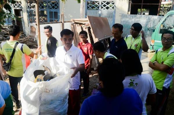 Detail Gambar Tentang Lingkungan Sekitar Kita Nomer 39