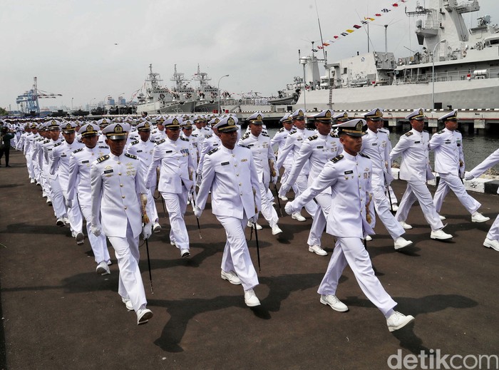 Detail Gambar Tentara Angkatan Laut Nomer 8