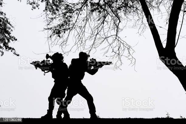 Detail Gambar Tentara Bayangan Nomer 27