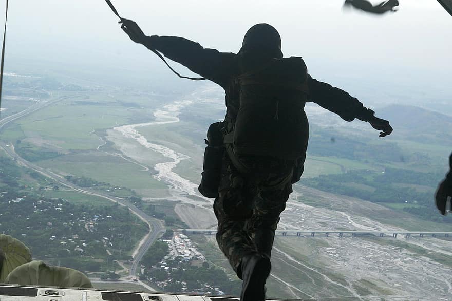 Detail Gambar Tentara Bayangan Nomer 38
