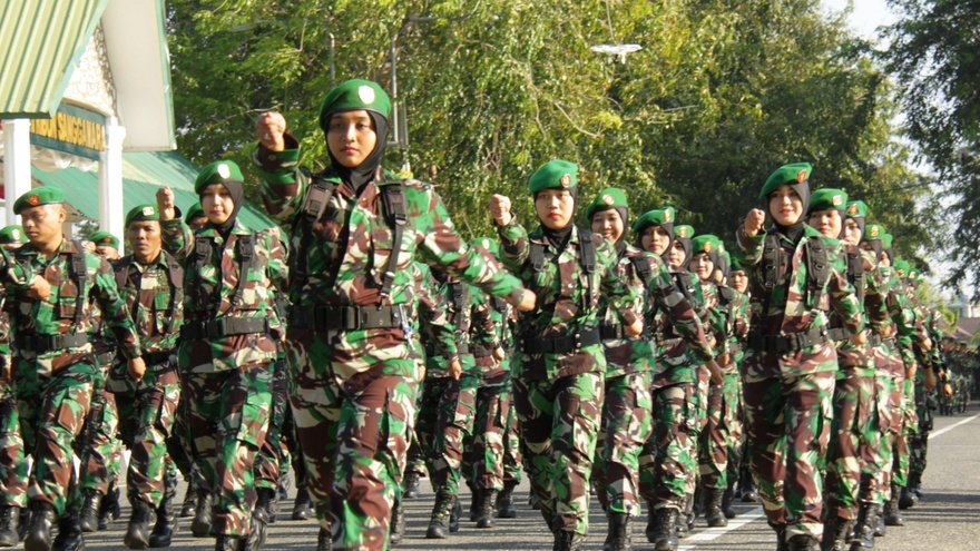 Detail Gambar Tentara Wanita Indonesia Nomer 2