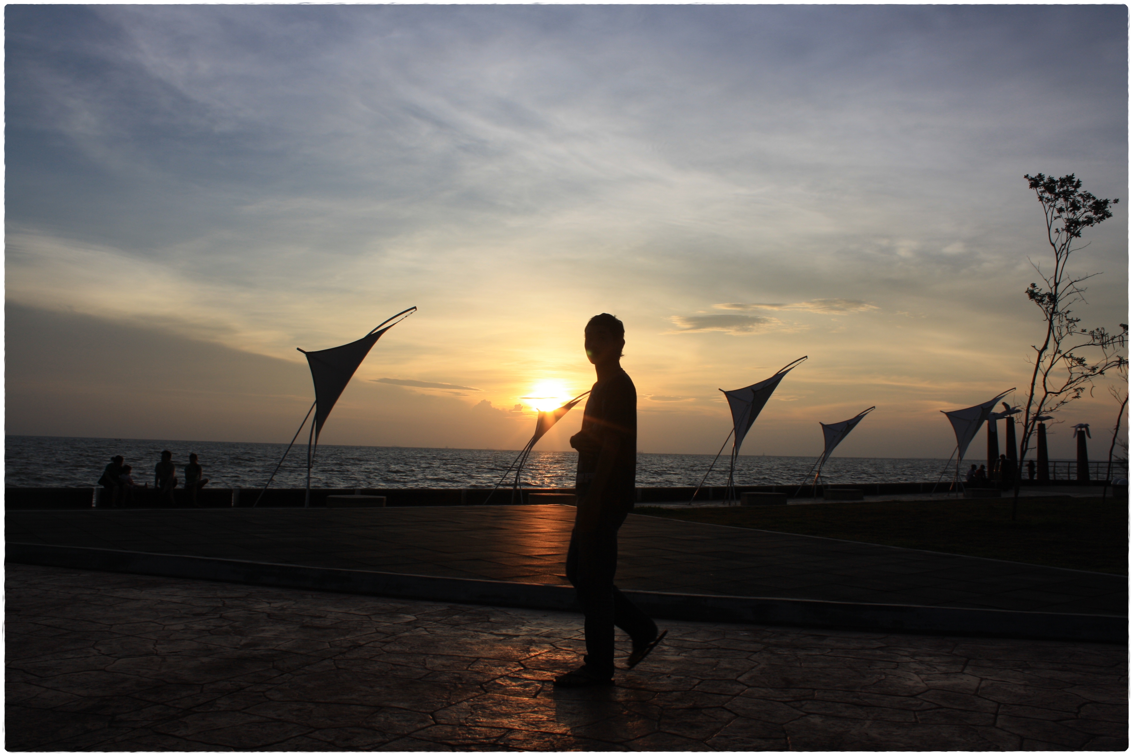 Detail Gambar Tepi Pantai Nomer 22