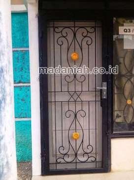 Detail Gambar Teralis Pintu Besi Ulir Nomer 21