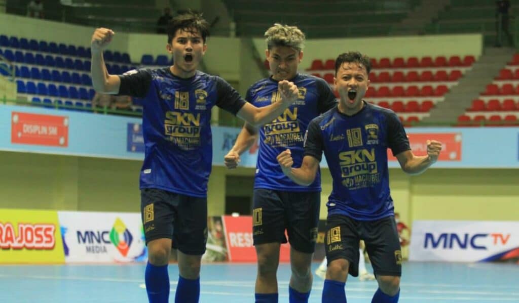 Detail Desain Baju Futsal Terbaik Di Dunia Nomer 32