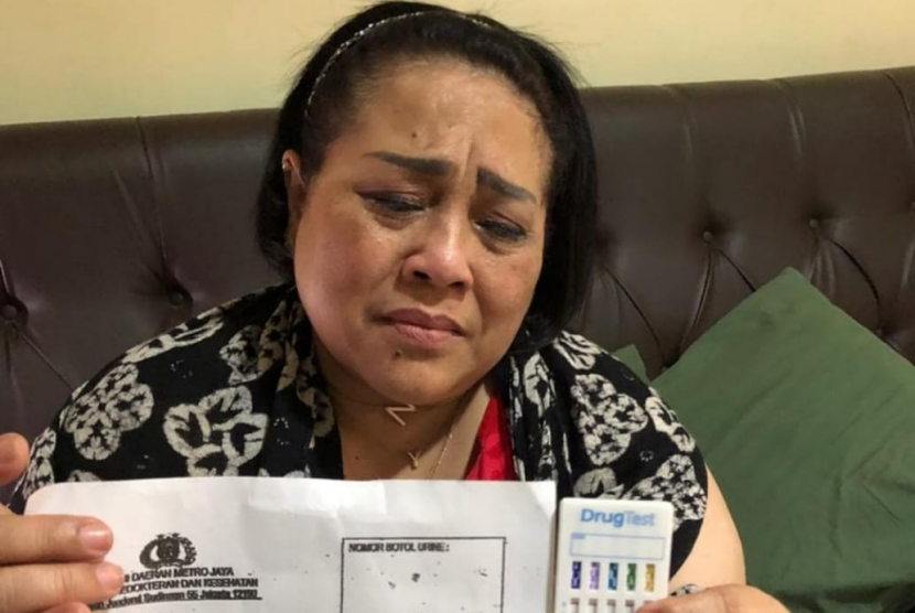 Detail Gambar Tes Urine Positif Narkoba Nomer 24