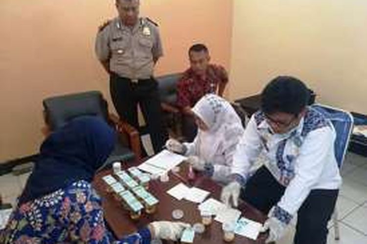Detail Gambar Tes Urine Positif Narkoba Nomer 41