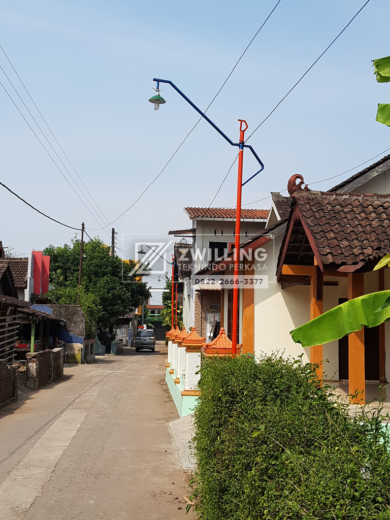 Detail Gambar Tiang Lampu Jalan Kampung Nomer 15